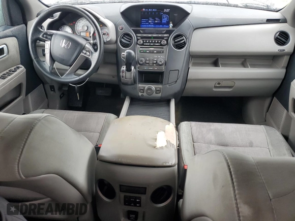 2015 Honda Pilot SE with VIN 5FNYF4H30FB067974, listed as a Copart auction lot 61554365 with 233,893 mi miles and Clean title. Bid and sale history available at DreamBid. Image 8.