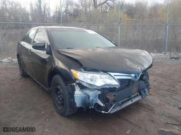 2012 Toyota Camry Hybrid XLE with VIN 4T1BD1FK4CU027058, listed as a IAAI auction lot 41979201 with 281,983 mi miles. Bid and sale history available at carsss.com. Image 1.