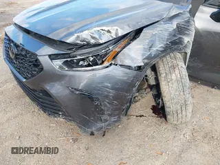 2022 Toyota Highlander XSE z VIN 5TDLZRBH2NS218214, wystawiony jako IAAI lot #40988121 z przebiegiem 56 988 mil mil oraz . Historia ofert i sprzedaży dostępna na DreamBid. Obrazek 6.
