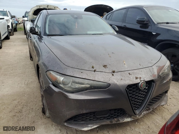 2018 Alfa Romeo Giulia with VIN ZARFAEBN3J7595289, listed as a Copart auction lot 76635464 with 0 mi miles and Non Repairable. Bid and sale history available at carsss.com. Image 5.