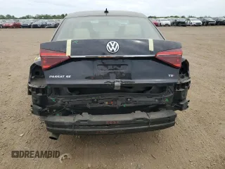 2018 Volkswagen Passat SE z VIN 1VWBA7A32JC012803, wystawiony jako Copart lot #57156055 z przebiegiem 95 710 mil mil oraz Szkoda całkowita • Salvage title. Historia ofert i sprzedaży dostępna na DreamBid. Obrazek 6.