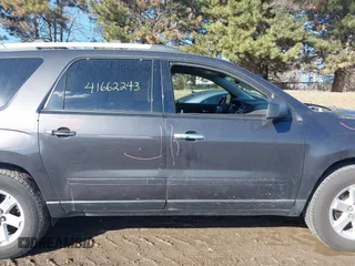 2015 GMC Acadia SLE with VIN 1GKKVPKD2FJ271300, listed as a IAAI auction lot 41662243 with 213,835 mi miles. Bid and sale history available at carsss.com. Image 14.