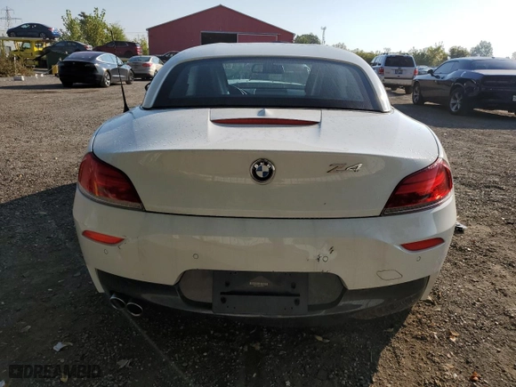 2016 BMW Z4 sDrive28i with VIN WBALL5C5XG5A20925, listed as a Copart auction lot 71274794 with 18,131 mi miles and Salvage Title. Bid and sale history available at carsss.com. Image 6.