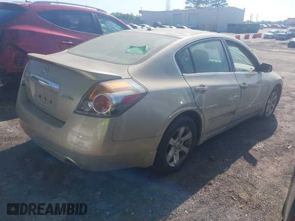 2009 Nissan Altima 2.5 S with VIN 1N4AL21EX9N513182, listed as a IAAI auction lot 42085758 with 256,655 mi miles. Bid and sale history available at carsss.com. Image 4.