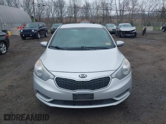 2016 Kia Forte LX with VIN KNAFK4A67G5501704, listed as a IAAI auction lot 42027500 with 269,131 mi miles. Bid and sale history available at carsss.com. Image 6.