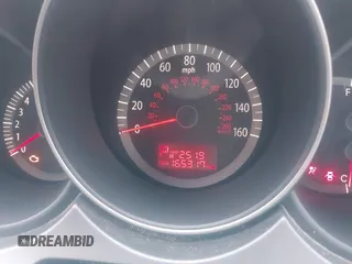 2009 Kia Optima LX z VIN KNAGE228095303047, wystawiony jako IAAI lot #41128475 z przebiegiem 165 317 mil mil oraz . Historia ofert i sprzedaży dostępna na DreamBid. Obrazek 7.