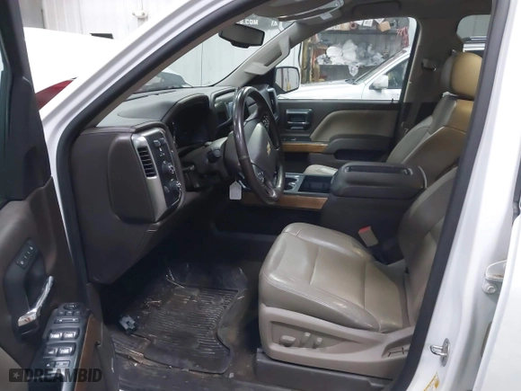 2015 Chevrolet Silverado 1500 LTZ with VIN 3GCUKSEC5FG350450, listed as a IAAI auction lot 41414983 with 149,186 mi miles. Bid and sale history available at carsss.com. Image 5.