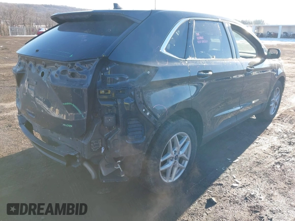 2021 Ford Edge SEL with VIN 2FMPK4J98MBA02415, listed as a IAAI auction lot 41178271 with 75,857 mi miles. Bid and sale history available at carsss.com. Image 4.
