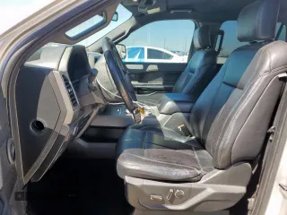 2019 Ford Expedition Max XLT with VIN 1FMJK1JT8KEA37151, listed as a Copart auction lot 50173895 with 142,360 mi miles and Salvage Title. Bid and sale history available at DreamBid. Image 7.