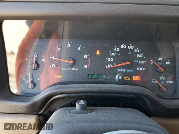 2002 Jeep Wrangler Sahara with VIN 1J4FA59S02P761365, listed as a Copart auction lot 81899144 with 208,429 mi miles and Salvage title. Bid and sale history available at DreamBid. Image 9.