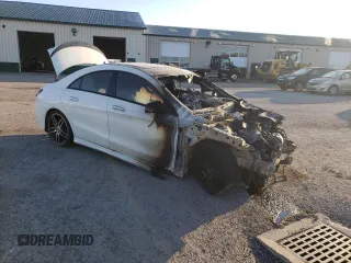 2018 Mercedes-Benz CLA 250 z VIN WDDSJ4GB6JN596858, wystawiony jako Copart lot #49793815 z przebiegiem Nie podano mil oraz Szkody całkowita. Historia ofert i sprzedaży dostępna na DreamBid. Obrazek 4.