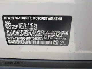 2024 BMW i4 eDrive35 z VIN WBY43AW04RFT05953, wystawiony jako IAAI lot #41972073 z przebiegiem 3333 mil mil oraz . Historia ofert i sprzedaży dostępna na DreamBid. Obrazek 9.