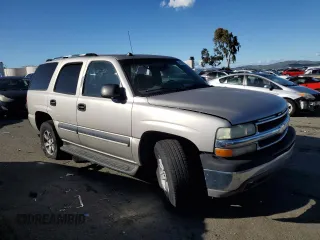 2004 Chevrolet Tahoe LS z VIN 1GNEC13V94R144116, wystawiony jako Copart lot #44201645 z przebiegiem Nie podano mil oraz Czysty tytuł • Clean title. Historia ofert i sprzedaży dostępna na DreamBid. Obrazek 4.
