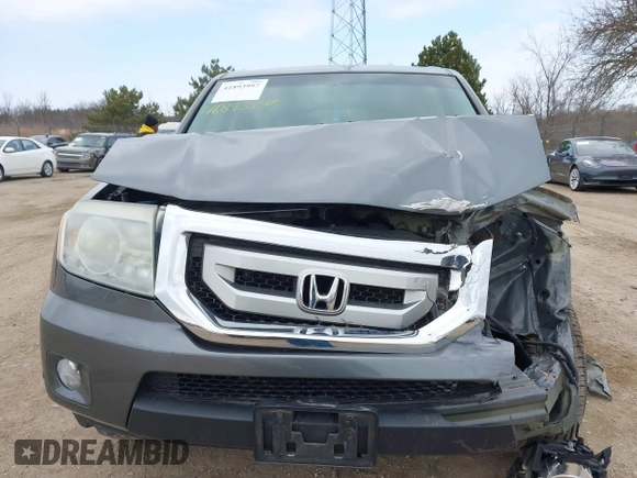 2010 Honda Pilot Touring with VIN 5FNYF4H81AB038522, listed as a IAAI auction lot 41893997 with Not Provided miles. Bid and sale history available at carsss.com. Image 11.