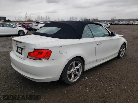 2012 BMW 1 Series 128i z VIN WBAUL7C52CVM82032, wystawiony jako Copart lot #78798994 z przebiegiem 225 268 mil mil oraz Czysty tytuł • Clean title. Historia ofert i sprzedaży dostępna na DreamBid. Obrazek 3.