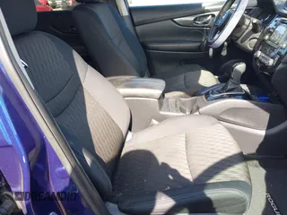 2017 Nissan Rogue SV with VIN 5N1AT2MV7HC872128, listed as a IAAI auction lot 41774393 with 67,187 mi miles. Bid and sale history available at carsss.com. Image 5.