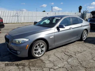 2013 BMW 5 Series 528i with VIN WBAXG5C50DDY36255, listed as a Copart auction lot 44741985 with 102,147 mi miles and Salvage Title. Bid and sale history available at carsss.com. Image 1.