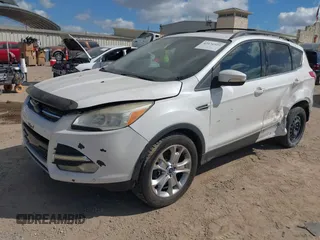 2013 Ford Escape SEL с VIN 1FMCU9HX0DUB55357, выставлен на аукционе IAAI как лот 42476929 с пробегом 148 421 миль миль и . История ставок и продаж доступна на DreamBid. Изображение 2.