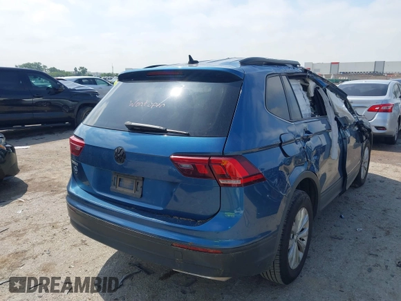 2020 Volkswagen Tiguan S с VIN 3VV1B7AX2LM143439, выставлен на аукционе IAAI как лот 42366409 с пробегом Не указан миль и . История ставок и продаж доступна на DreamBid. Изображение 4.