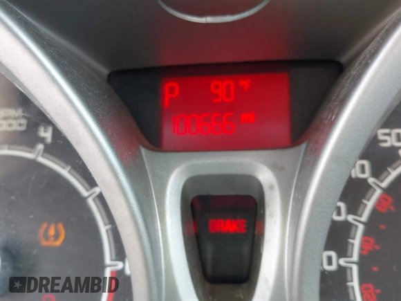 2012 Ford Fiesta SE z VIN 3FADP4BJ4CM155538, wystawiony jako IAAI lot #42352703 z przebiegiem 100 666 mil mil oraz . Historia ofert i sprzedaży dostępna na DreamBid. Obrazek 15.