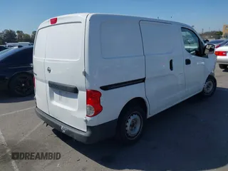 2019 Nissan NV200 S z VIN 3N6CM0KN4KK690564, wystawiony jako IAAI lot #41855046 z przebiegiem 137 969 mil mil oraz . Historia ofert i sprzedaży dostępna na DreamBid. Obrazek 4.