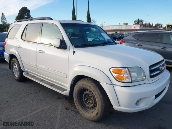 2002 Toyota Sequoia Limited with VIN 5TDZT38A72S112419, listed as a IAAI auction lot 41397980 with 115,947 mi miles. Bid and sale history available at carsss.com. Image 1.