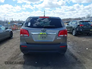 2012 Kia Sorento LX with VIN 5XYKT3A13CG283758, listed as a IAAI auction lot 41869331 with 192,187 mi miles. Bid and sale history available at carsss.com. Image 16.