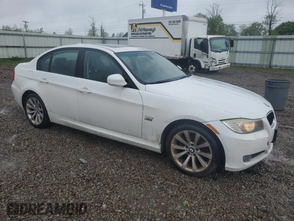 2011 BMW 3 Series 328i xDrive z VIN WBAPK5G59BNN79984, wystawiony jako Copart lot #57904565 z przebiegiem 134 832 mil mil oraz Czysty tytuł • Clean title. Historia ofert i sprzedaży dostępna na DreamBid. Obrazek 4.
