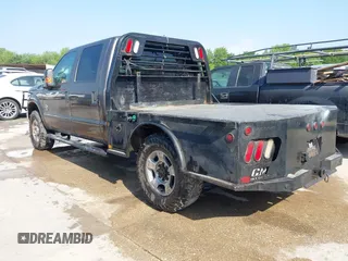 2015 Ford F-250 Lariat z VIN 1FT7W2BT8FED53078, wystawiony jako IAAI lot #41957641 z przebiegiem 305 396 mil mil oraz . Historia ofert i sprzedaży dostępna na DreamBid. Obrazek 3.