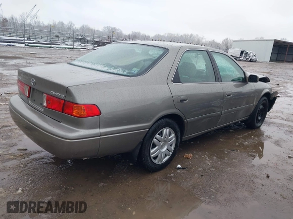 2001 Toyota Camry CE with VIN 4T1BG22K11U036462, listed as a IAAI auction lot 41606683 with 217,077 mi miles and . Bid and sale history available at DreamBid. Image 4.