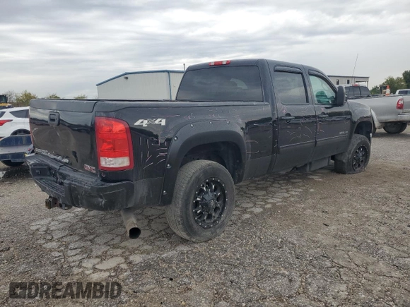 2012 GMC Sierra 2500HD SLT with VIN 1GT121E89CF142433, listed as a Copart auction lot 71720594 with 171,967 mi miles and Salvage title. Bid and sale history available at DreamBid. Image 3.