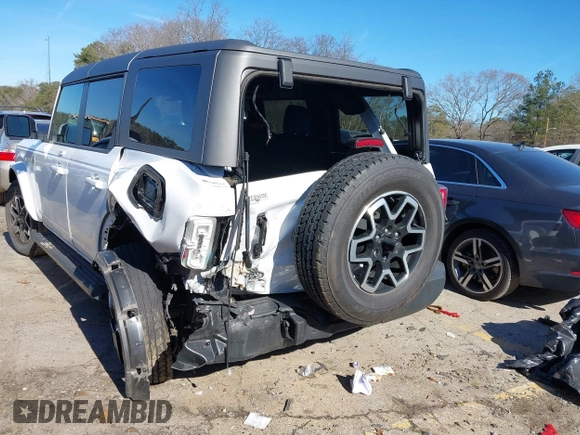 2023 Ford Bronco z VIN 1FMEE5DP0PLC16138, wystawiony jako IAAI lot #41310455 z przebiegiem 25 963 mil mil oraz . Historia ofert i sprzedaży dostępna na DreamBid. Obrazek 6.