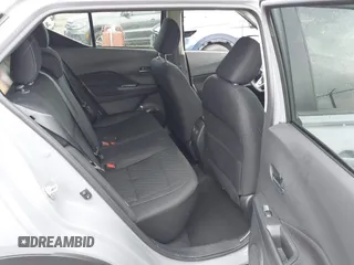 2024 Nissan Kicks SV with VIN 3N1CP5CV3RL576777, listed as a IAAI auction lot 40766968 with 1,403 mi miles. Bid and sale history available at carsss.com. Image 5.