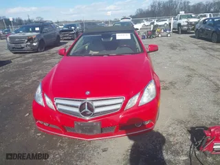2011 Mercedes-Benz E-Class E 350 with VIN WDDKK5GF2BF071961, listed as a IAAI auction lot 41428712 with 148,114 mi miles. Bid and sale history available at carsss.com. Image 12.