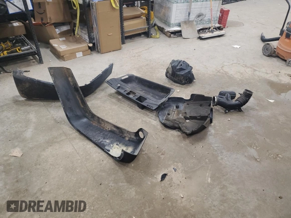 2013 Jeep Wrangler Unlimited Rubicon 10th Anniversary z VIN 1C4HJWFGXDL526535, wystawiony jako Copart lot #85209824 z przebiegiem Nie podano mil oraz Szkoda całkowita • Salvage title. Historia ofert i sprzedaży dostępna na DreamBid. Obrazek 13.