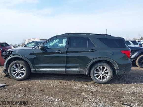 2022 Ford Explorer XLT with VIN 1FMSK8DH8NGA46834, listed as a IAAI auction lot 41664219 with 41,029 mi miles. Bid and sale history available at carsss.com. Image 14.