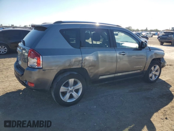 2011 Jeep Compass Latitude with VIN 1J4NT1FB1BD219826, listed as a Copart auction lot 44562315 with 116,006 mi miles and Clean Title. Bid and sale history available at carsss.com. Image 3.