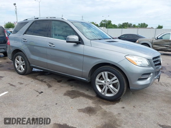 2013 Mercedes-Benz M 350 with VIN 4JGDA5HB9DA242959, listed as a IAAI auction lot 42447266 with 90,782 mi miles and . Bid and sale history available at DreamBid. Image 1.