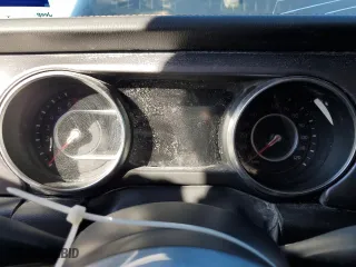 2022 Jeep Gladiator Mojave with VIN 1C6JJTEG7NL162696, listed as a Copart auction lot 42425665 with 0 mi miles and Salvage Title. Bid and sale history available at carsss.com. Image 9.