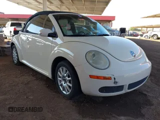 2006 Volkswagen Beetle z VIN 3VWPF31Y16M320269, wystawiony jako IAAI lot #41027071 z przebiegiem 188 238 mil mil oraz . Historia ofert i sprzedaży dostępna na DreamBid. Obrazek 1.