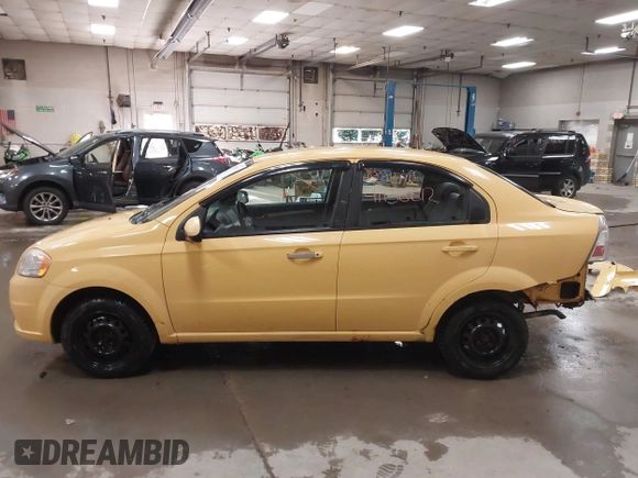 2010 Chevrolet Aveo 1LT z VIN KL1TD5DE2AB101431, wystawiony jako IAAI lot #41138812 z przebiegiem 131 346 mil mil oraz . Historia ofert i sprzedaży dostępna na DreamBid. Obrazek 15.