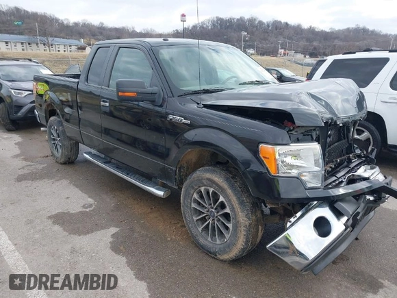 2012 Ford F-150 XL with VIN 1FTFX1EF7CFC97018, listed as a IAAI auction lot 41522441 with 172,458 mi miles. Bid and sale history available at carsss.com. Image 1.