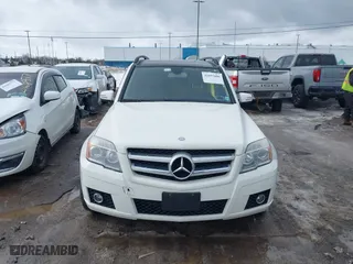 2012 Mercedes-Benz GLK-Class GLK 350 with VIN WDCGG8HB4CF840390, listed as a IAAI auction lot 41697866 with 183,163 mi miles. Bid and sale history available at carsss.com. Image 12.