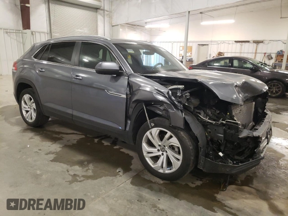 2021 Volkswagen Atlas SEL with VIN 1V2BE2CA1MC220695, listed as a Copart auction lot 55622425 with 48,636 mi miles and Salvage title. Bid and sale history available at DreamBid. Image 4.