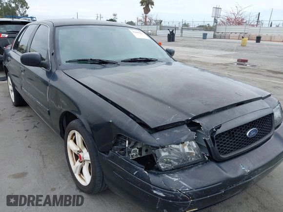 2010 Ford Police Interceptor with VIN 2FABP7BV2AX137715, listed as a IAAI auction lot 42185553 with Not provided miles and . Bid and sale history available at DreamBid. Image 6.