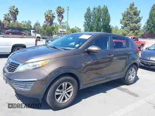 2011 Kia Sportage LX z VIN KNDPB3A25B7099564, wystawiony jako IAAI lot #42328113 z przebiegiem 173 372 mil mil oraz . Historia ofert i sprzedaży dostępna na DreamBid. Obrazek 6.