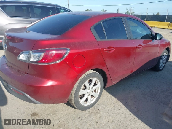 2011 Mazda Mazda3 i Touring with VIN JM1BL1VG4B1468466, listed as a IAAI auction lot 42099326 with 165,821 mi miles. Bid and sale history available at carsss.com. Image 4.