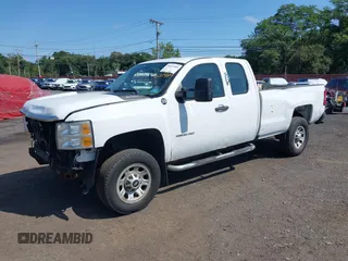 2012 Chevrolet Silverado 3500HD with VIN 1GB2CZCG4CZ113273, listed as a IAAI auction lot 40107404 with 258,322 mi miles and . Bid and sale history available at DreamBid. Image 2.
