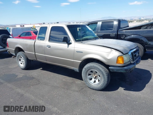 2004 Ford Ranger XL with VIN 1FTYR14U44PB33899, listed as a IAAI auction lot 42116374 with 179,914 mi miles. Bid and sale history available at carsss.com. Image 1.