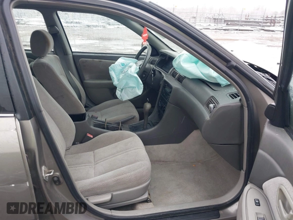 2001 Toyota Camry CE with VIN 4T1BG22K11U036462, listed as a IAAI auction lot 41606683 with 217,077 mi miles and . Bid and sale history available at DreamBid. Image 5.